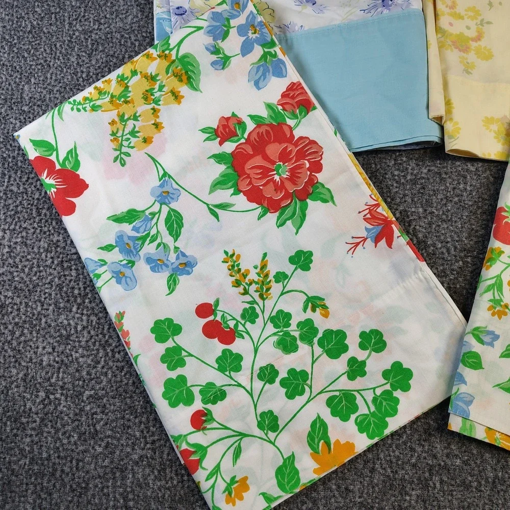 Vintage pillow cases lot